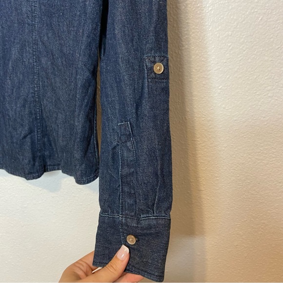 Talbots Chambray Dark Wash Button Up Collared Shirt Top 10 - Picture 5 of 9
